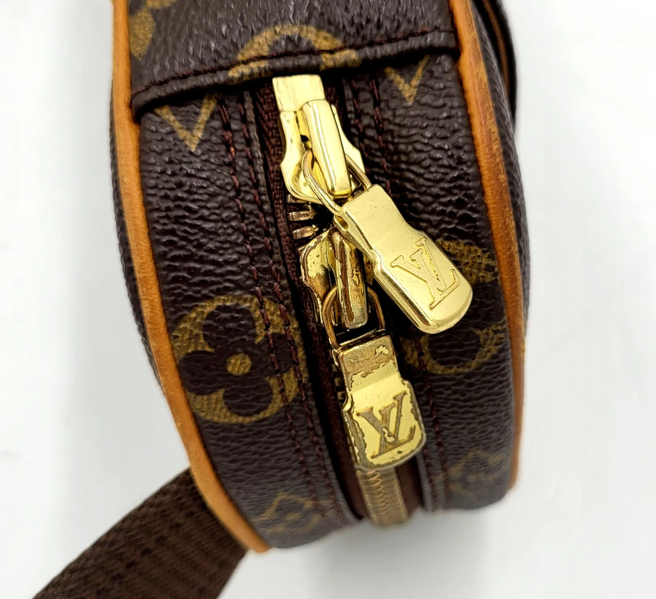 Louis Vuitton Pochette Gange