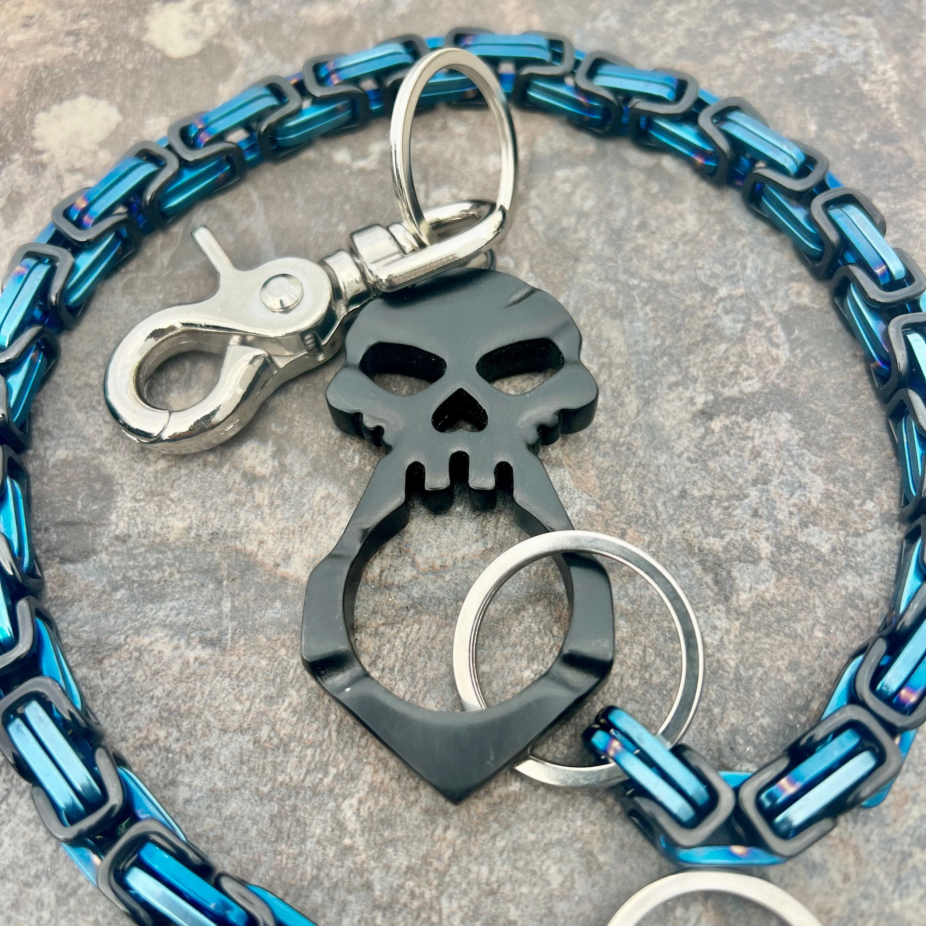 One Finger Ring Black Wallet Chain - Black & Blue Daytona Heritage - WC045H